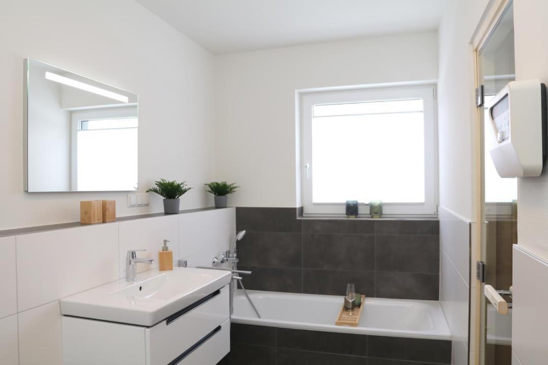 Diemelblick Acht - Ferienhaus Fuer 6 Personen Mit Sauna, Garten Und Dachterrasse Mit Panoramablick Heringhausen Esterno foto